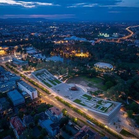 Budapest Garden Apartman ภายนอก รูปภาพ