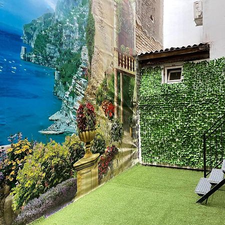 Budapest Garden Apartman ภายนอก รูปภาพ